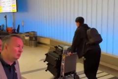 去沖擊夢想吧！楊瀚森已經(jīng)平安落地洛杉磯