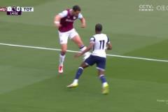 后場玩火！西漢姆聯(lián)后衛(wèi)連續(xù)失誤，奧多貝爾笑納熱刺生涯首球