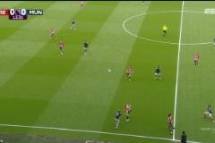 【集錦】英超-近6輪4負(fù)！曼聯(lián)3-4布倫特福德 加納喬傳射芒特破門