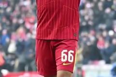 詹?。喊⒅Z德并非經(jīng)濟目的去伯納烏，皇馬提供的工資沒有續(xù)約高