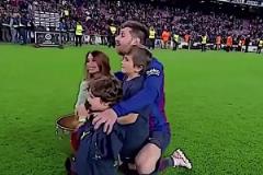 網(wǎng)友：最羨慕梅西的不是八座進(jìn)球,而是9歲認(rèn)識(shí)的女孩如今還在身邊