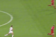 卡卡風(fēng)騷直塞，克雷斯波一劍封喉！