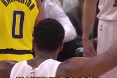 唯有尊敬！主場球迷嘲諷哈利，米切爾出手阻止