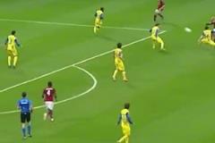 銀鞍照白馬！颯沓如流星?？槊滋m打進的最后兩球