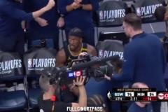 燃盡！昨日暫停一工作人員想和巴特勒交談，巴特勒回應(yīng)：我聽(tīng)不見(jiàn)，我太累了