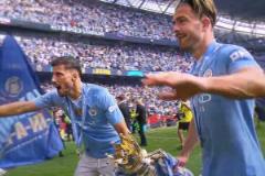 最好的一支曼城！那個夏天對曼城來講真的太美好了！