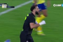 吉達聯(lián)合扳回一城！本澤馬高高躍起頭球破門！