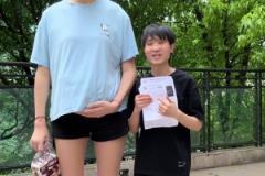 網(wǎng)紅的2米2女朋友酷似韓旭，評論區(qū)炸鍋