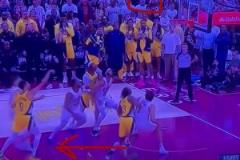 太有效果了！網(wǎng)友曬圖：哈利球還沒碰框，兩隊(duì)多名球員提前進(jìn)線！