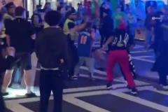 G2賽后尼克斯和綠軍球迷一言不合斗毆 看起來綠軍球迷贏了！