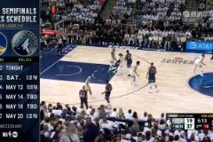 千萬別有大礙呀！華子落地時被TJD踩傷腳踝痛苦倒地，被攙扶回更衣室！