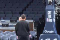 詹姆斯：還沒和家人談過未來計劃 準(zhǔn)備一起先度假彌補時間