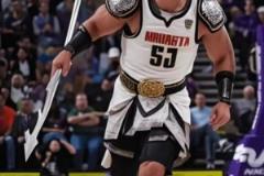 登哥牛逼！網(wǎng)友把戈登P成呂布 果然一點違和感都沒有