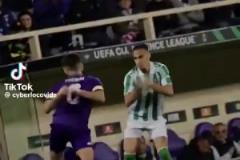 安東尼：嘿嘿嘿，佛羅倫薩的兄弟來跟我一起花手搖科目三