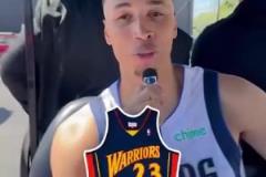 PJ老達(dá)拉斯人了！獨(dú)行俠球員們的第一件球衣是誰(shuí)呢？