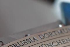 凱恩已點(diǎn)贊！德甲冠軍沙拉盤刻字