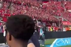 皇馬球迷抗議，怒斥球員&要求弗洛倫蒂諾引咎辭職