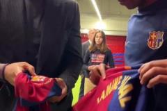 傳承！巴薩官推曬亞馬爾與亨利交換球衣合影