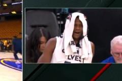 華子：我跟著庫(kù)里學(xué)了很多 庫(kù)里的投籃影響了我