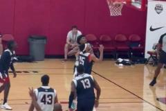 看看你認識幾個？弗拉格在夢之隊訓練營中絲毫不怯場啊