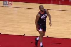 火箭博主：現(xiàn)在的庫里，也感受到了18年西決保羅的那種無奈吧？