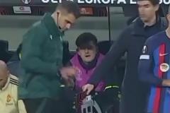 拉菲尼亞控訴哈維：他不信任我，沒人輪換時我才能踢滿全場