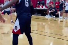 濃眉這一帽冒出了羈絆，成隊(duì)友了！