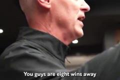 原來步行者的主教練是卡萊爾，想想當時的小牛，難怪這個成績