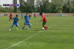 什么水平??迷你羅嘗試邊路突破，遭卡位放倒