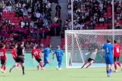 寶刀未老！退役19年的范志毅重返綠茵場，帶領(lǐng)青超聯(lián)隊取得進(jìn)球