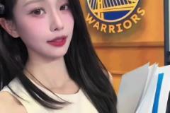 賽后梨花帶雨掩面哭泣！女主播辰辰：勇士，下個(gè)賽季再見啦