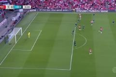 奪回爭(zhēng)冠主動(dòng)權(quán)！埃因霍溫4-1勝赫拉克萊斯殺回榜首！