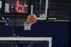 約老師+申京？楊瀚森在對抗賽展現(xiàn)出了全面的進(jìn)攻手段和策應(yīng)能力