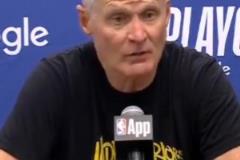 淘汰勇士晉級西部決賽，賽后采訪愛德華茲與蘭德爾、康利整活