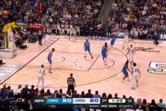 比賽關(guān)鍵轉(zhuǎn)折點(diǎn)！斯特勞瑟突然站出來，連續(xù)投進(jìn)三分拉開到10分