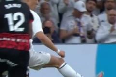 靈光乍現(xiàn)！居萊爾這下過人，想象力拉滿！