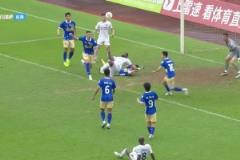 這球漂亮??！中甲遼寧鐵人外援姆本扎禁區(qū)內(nèi)精彩倒鉤破門