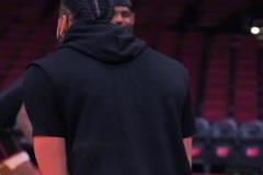 真是美好回憶！詹姆斯和濃眉當(dāng)年也是耍寶二人組了