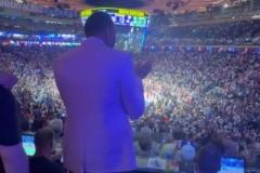 尼克斯強勢挺進東決！美國楊毅現(xiàn)在一定開心死了