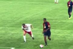 對(duì)手膜拜45歲的小羅牛尾巴過人