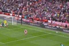 這身高！感覺懷森站著就攻破阿森納球門了