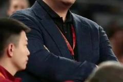 楊毅爆料：歸化李凱爾是CBA某國企出錢辦的，之后想再用他還得再給錢