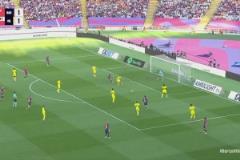 巴薩2-1反超比分！黃潛解圍不遠(yuǎn)，費(fèi)爾明斷球停球凌空斬破門！