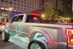 尼克斯這位罰球怎么樣我不知道，但是車是真帥啊