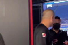 CBA總決賽G6，廣廈男籃總經(jīng)理沒有帶工作證，不能進(jìn)入球館！