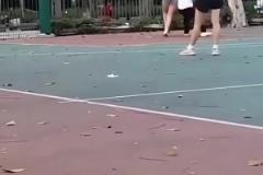 小伙一輩子都沒今天這么愛背打