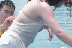 這位穿詹姆斯球衣的小伙子，確實(shí)是個(gè)好男人