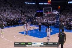 直接打消森林狼氣勢亞歷山大開場4分鐘便已得到7次罰球機(jī)會(huì)