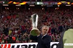 穆帥時期巔峰戰(zhàn)！17年曼聯(lián)靠傷兵殘陣奪得歐聯(lián)杯冠軍！