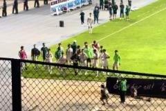 永遠(yuǎn)的10號(hào)，賽后實(shí)拍：張稀哲率領(lǐng)國(guó)安眾將致謝遠(yuǎn)征軍